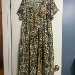 Floral V-Neck Maxi Dress